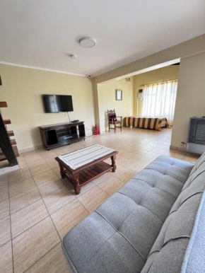 Casa en Capitan Pourrain